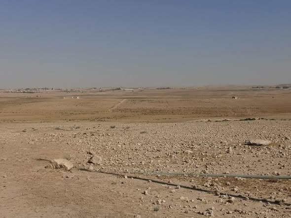 فرصة استثمارية: أرض 10 دونم على طريق المطار - 2