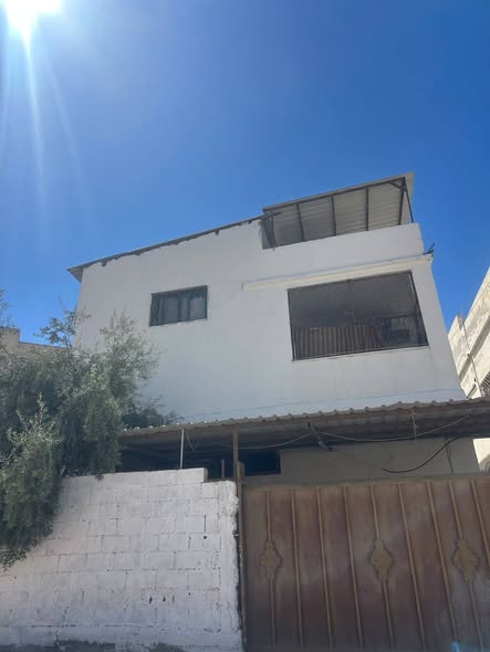 بيت مستقل للتمليك في الزرقاء - الجبل الأبيض - 2