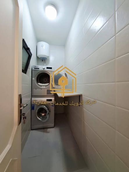 شقة فاخرة فارغة للإيجار في عبدون