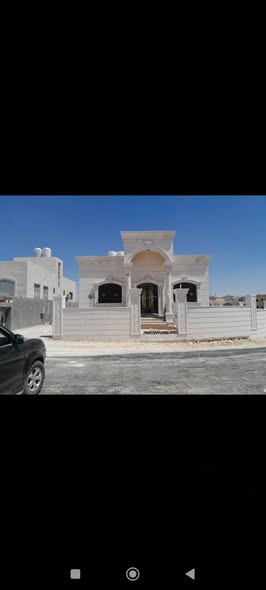 فيلا فاخرة للبيع بمساحات واسعة وتشطيبات راقية - 2